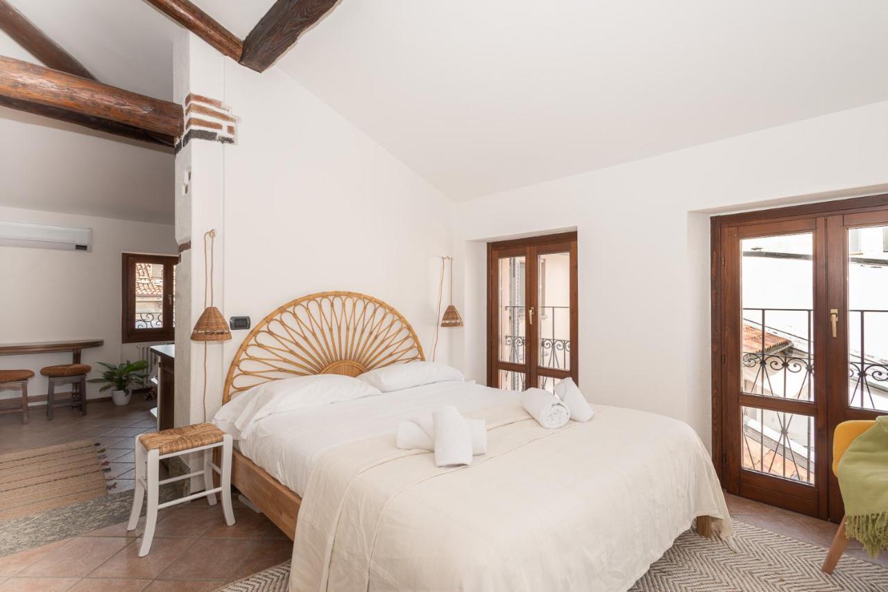 Cozy Studio In Old Town Apartment Como Bagian luar foto